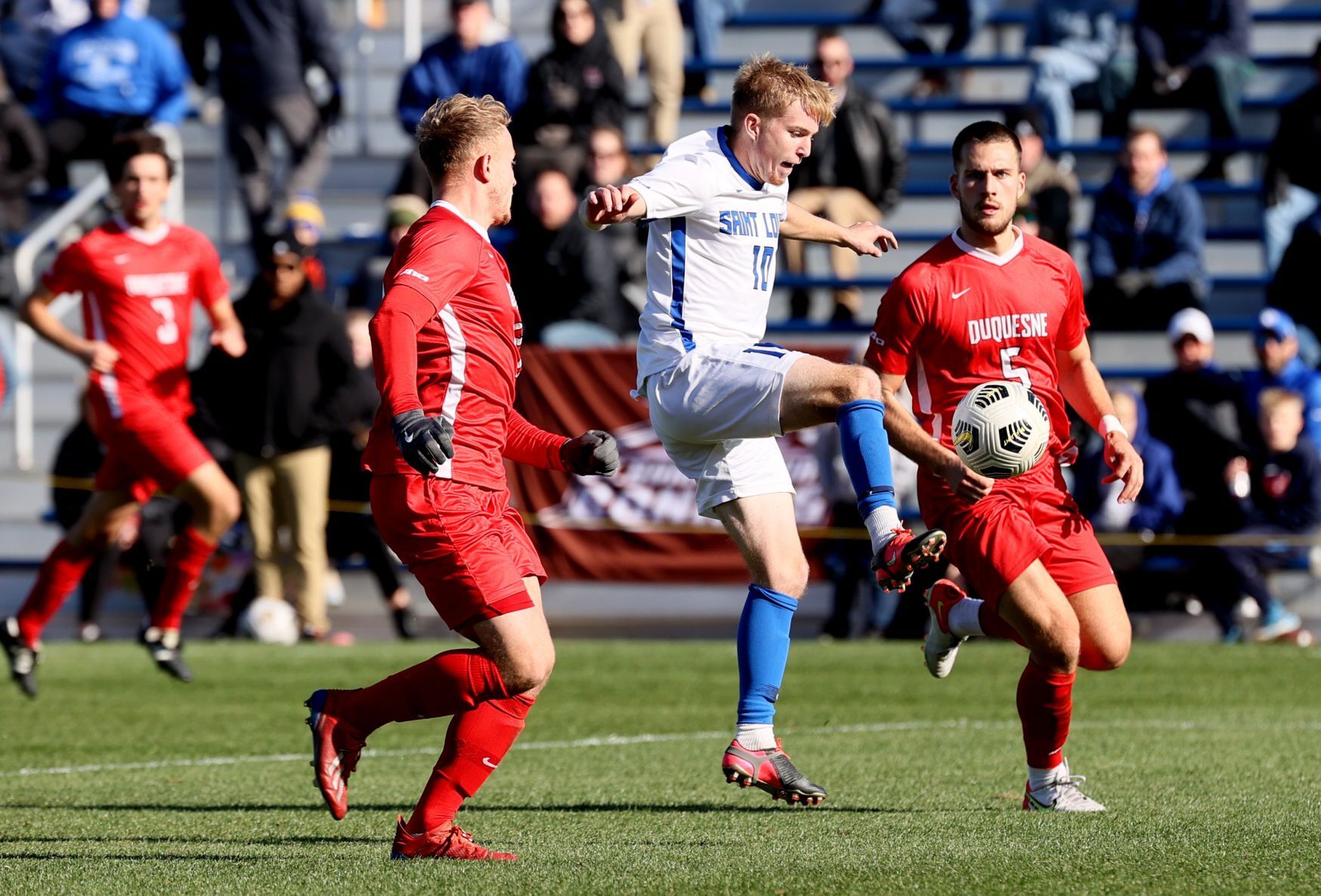 Duquesne vs St. Louis University